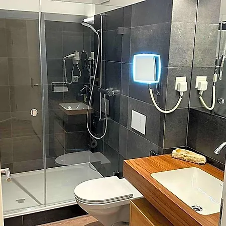 Thesuite 比尔